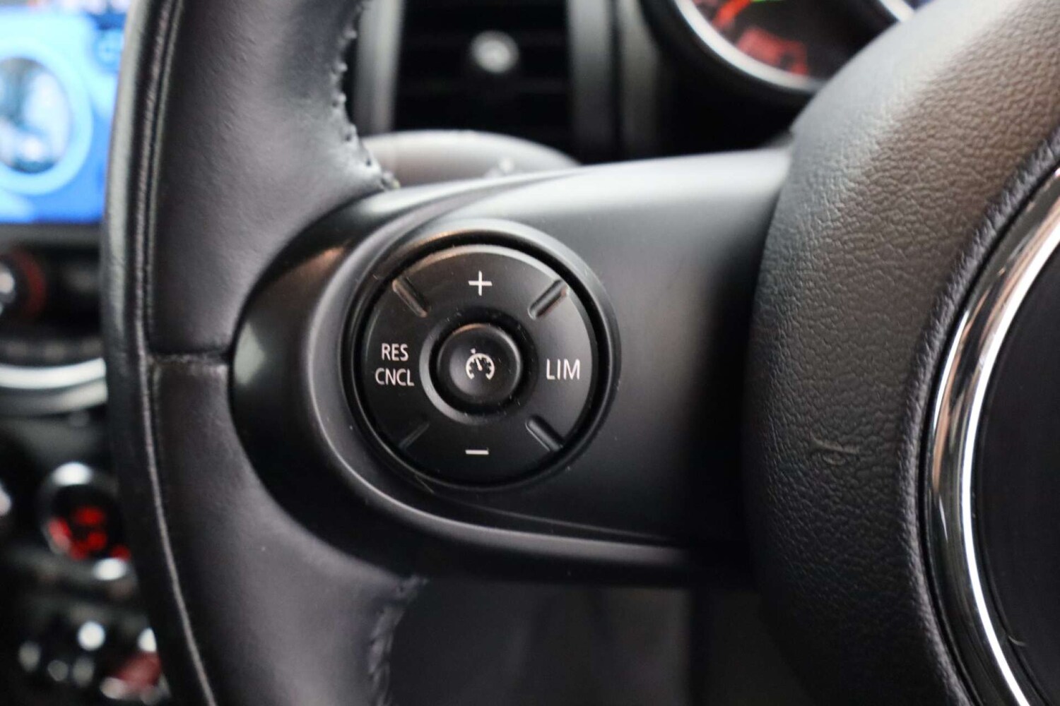 Used MINI Hatch 2018 for sale - 76400346: Photo 36