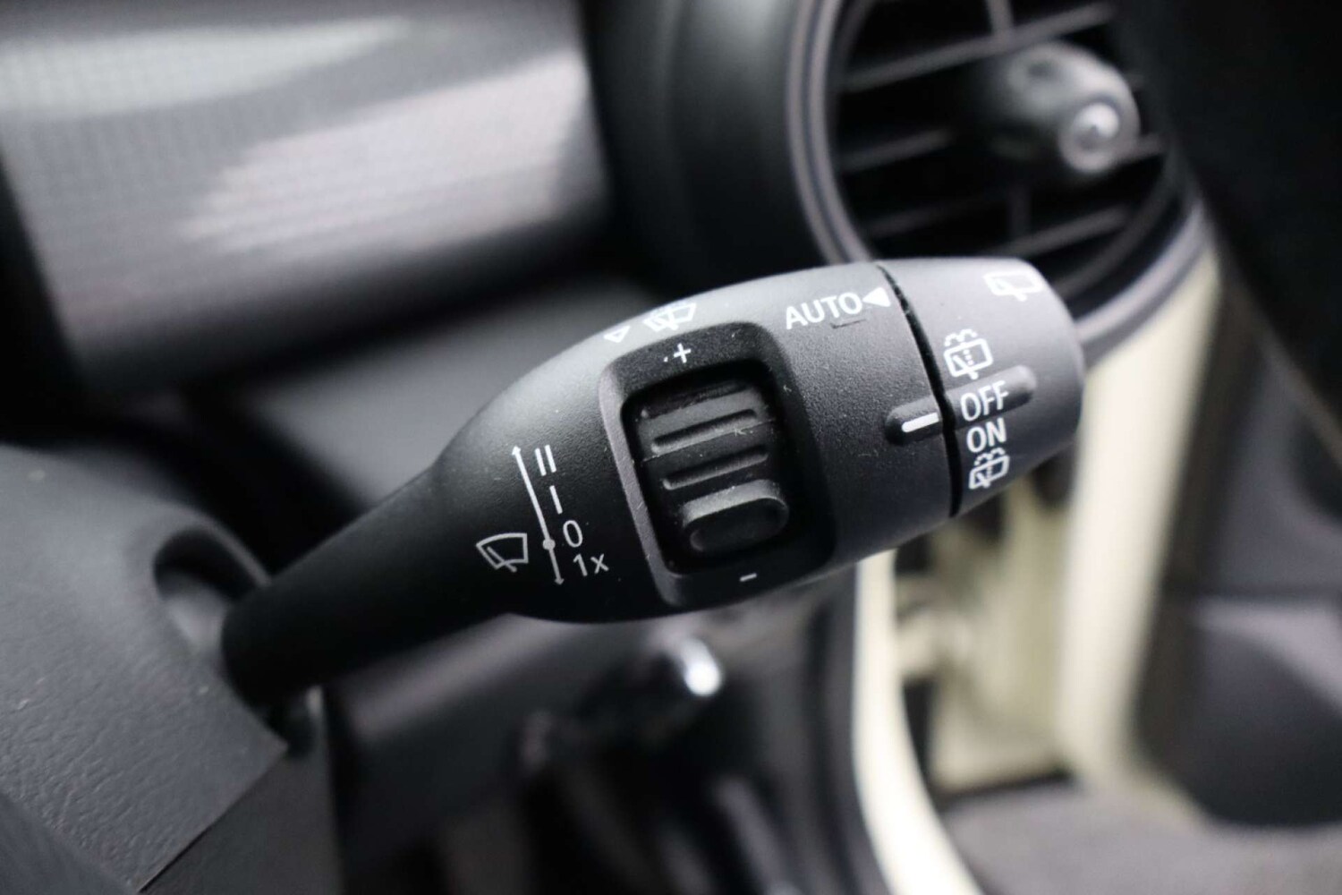 Used MINI Hatch 2018 for sale - 76400346: Photo 39