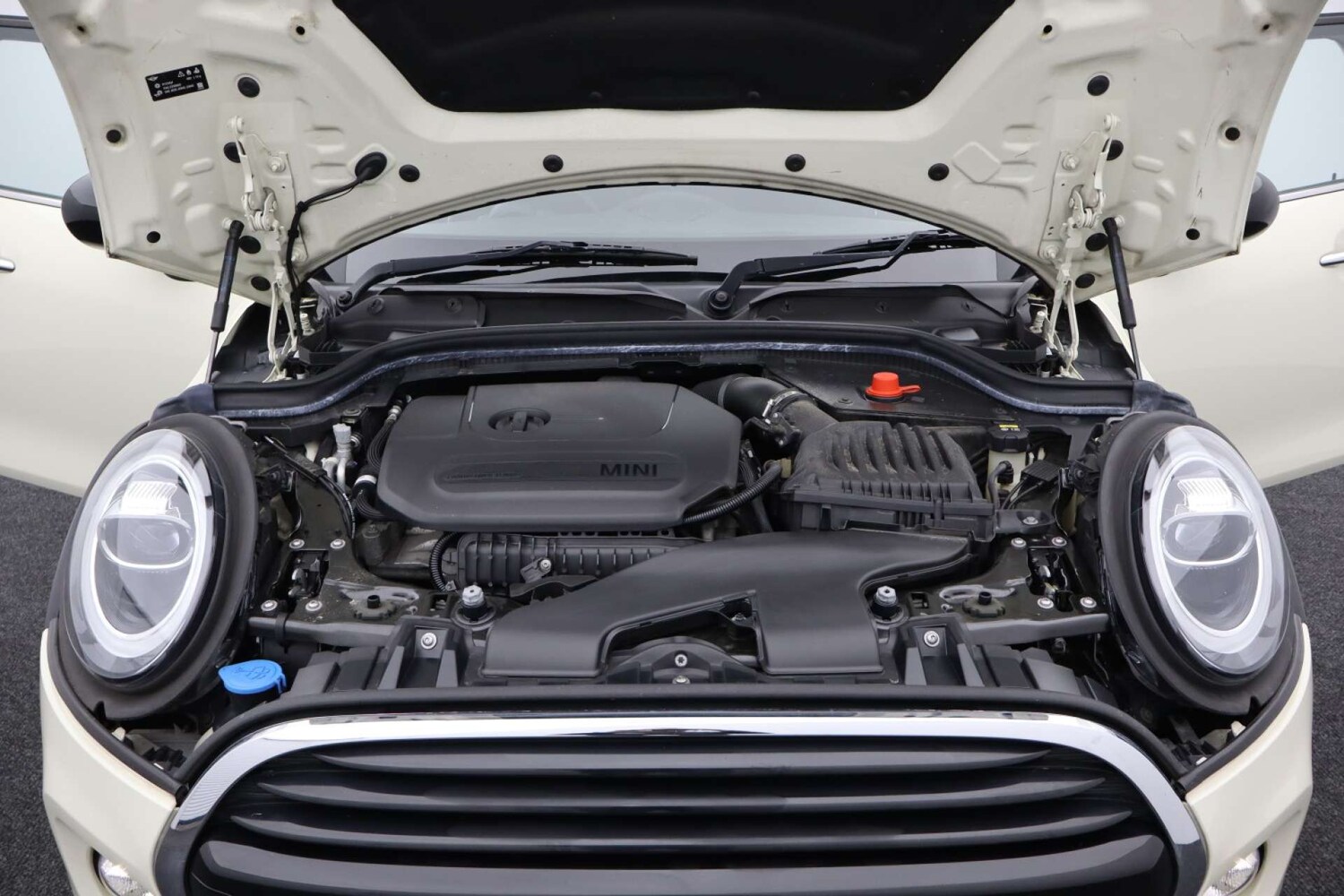 Used MINI Hatch 2018 for sale - 76400346: Photo 60