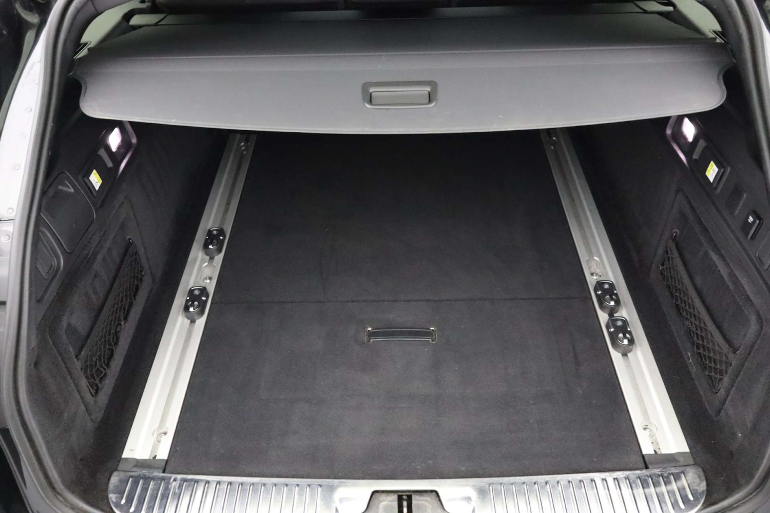 Used Jaguar XF 2017 for sale - 76182660: Photo 24