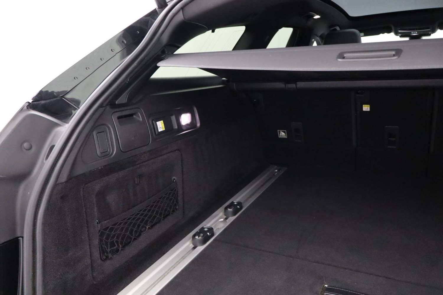 Used Jaguar XF 2017 for sale - 76182660: Photo 25