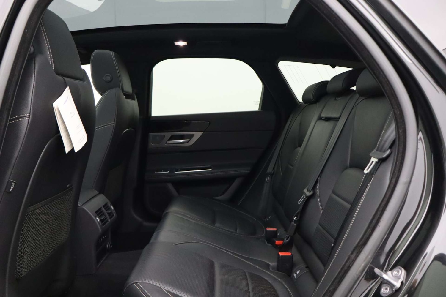 Used Jaguar XF 2017 for sale - 76182660: Photo 28
