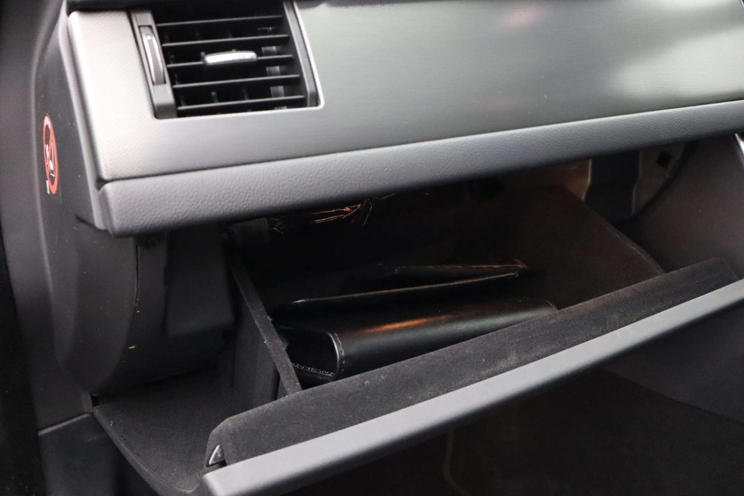 Used Jaguar XF 2017 for sale - 76182660: Photo 34