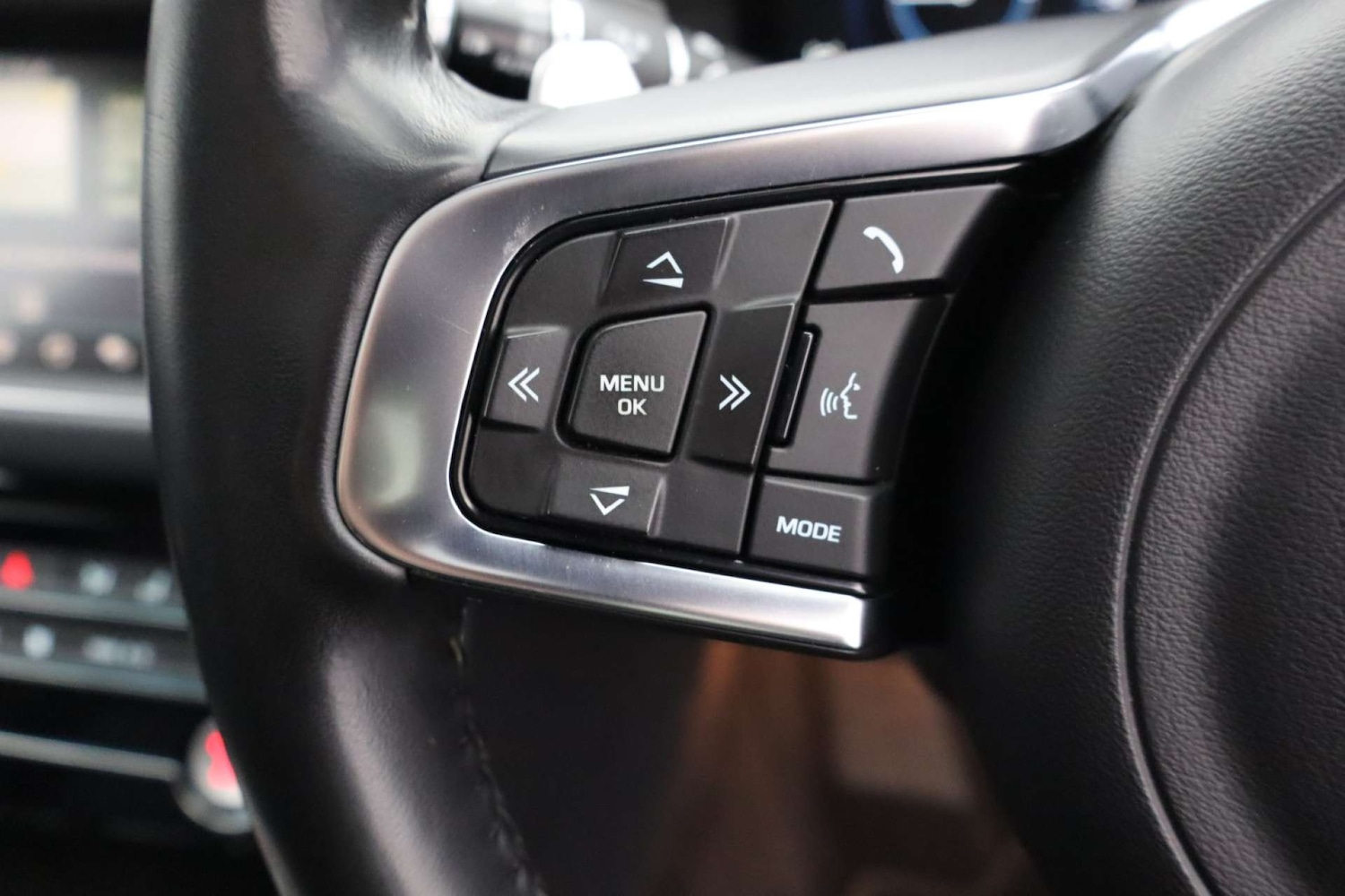 Used Jaguar XF 2017 for sale - 76182660: Photo 37