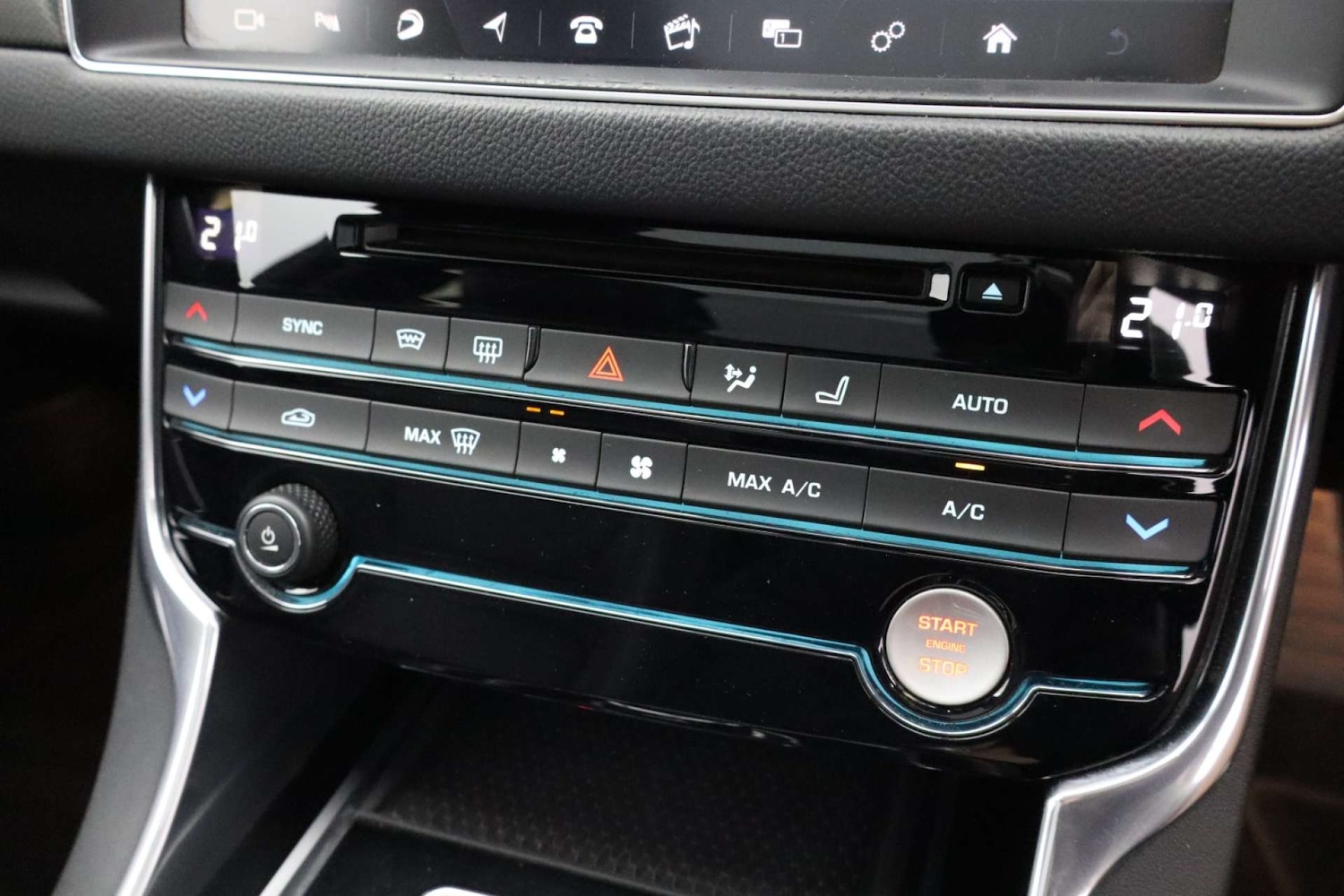 Used Jaguar XF 2017 for sale - 76182660: Photo 48