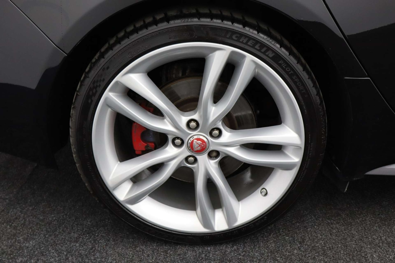 Used Jaguar XF 2017 for sale - 76182660: Photo 56