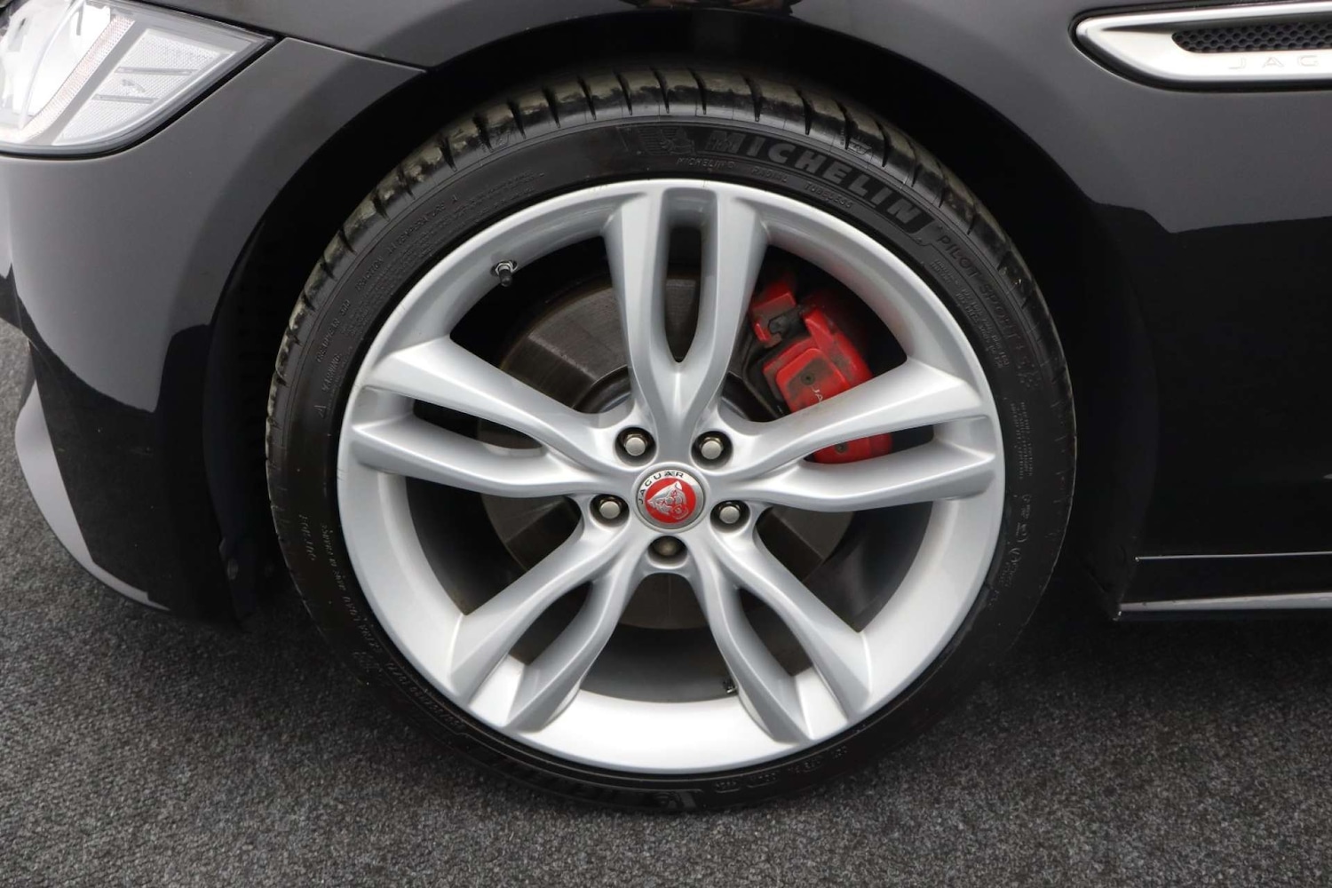 Used Jaguar XF 2017 for sale - 76182660: Photo 58