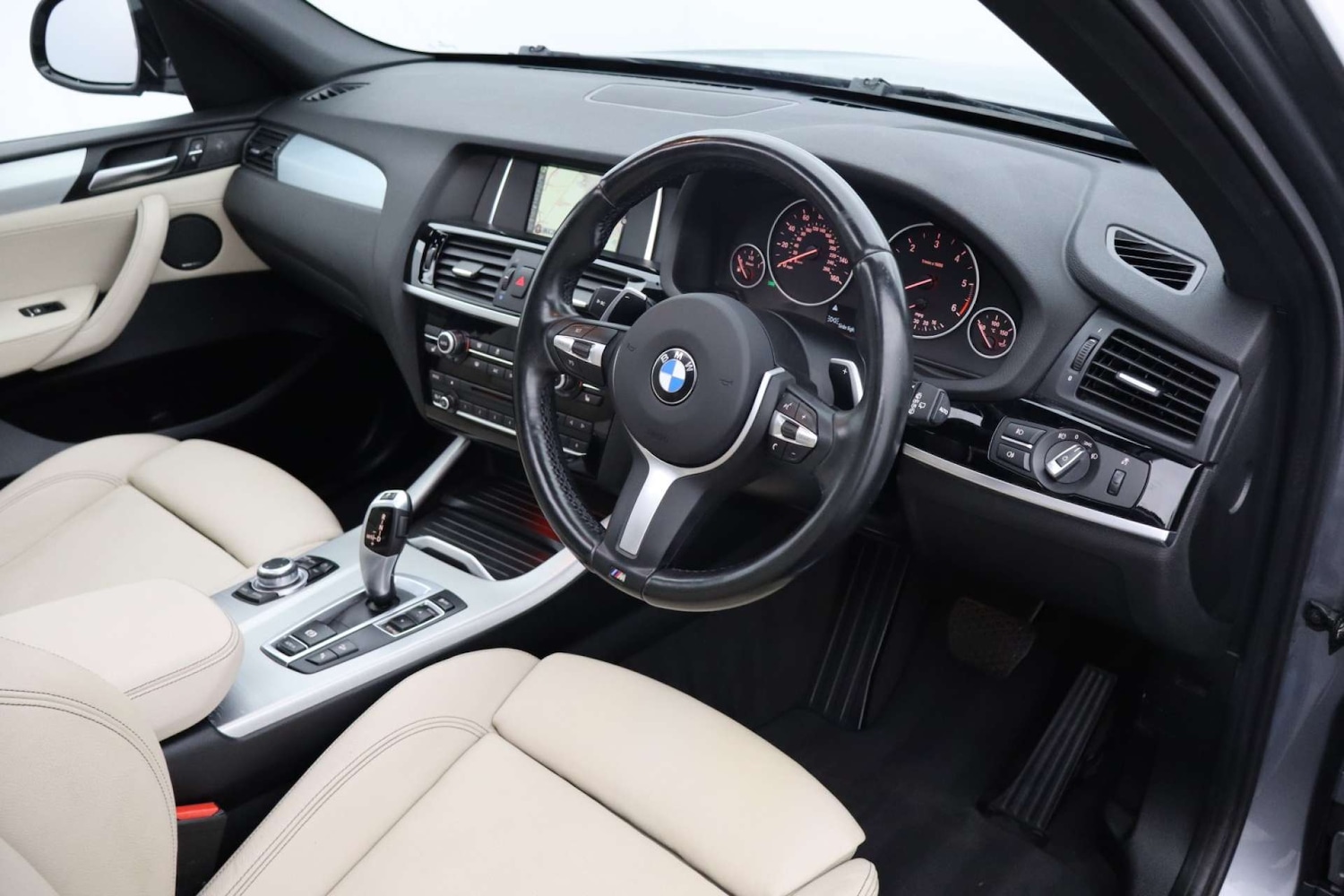 Used BMW X3 2016 for sale - 76602104: Photo 12