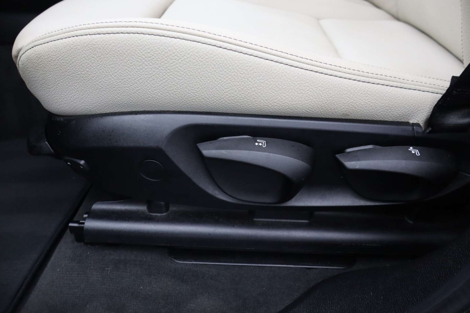 Used BMW X3 2016 for sale - 76602104: Photo 35