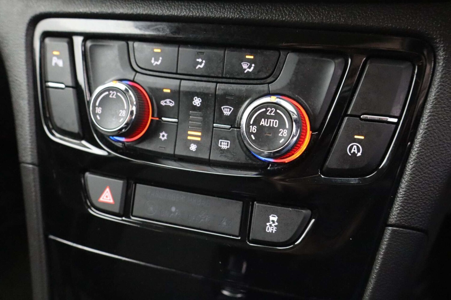 Used Vauxhall Mokka X 2018 for sale - 77299423: Photo 38