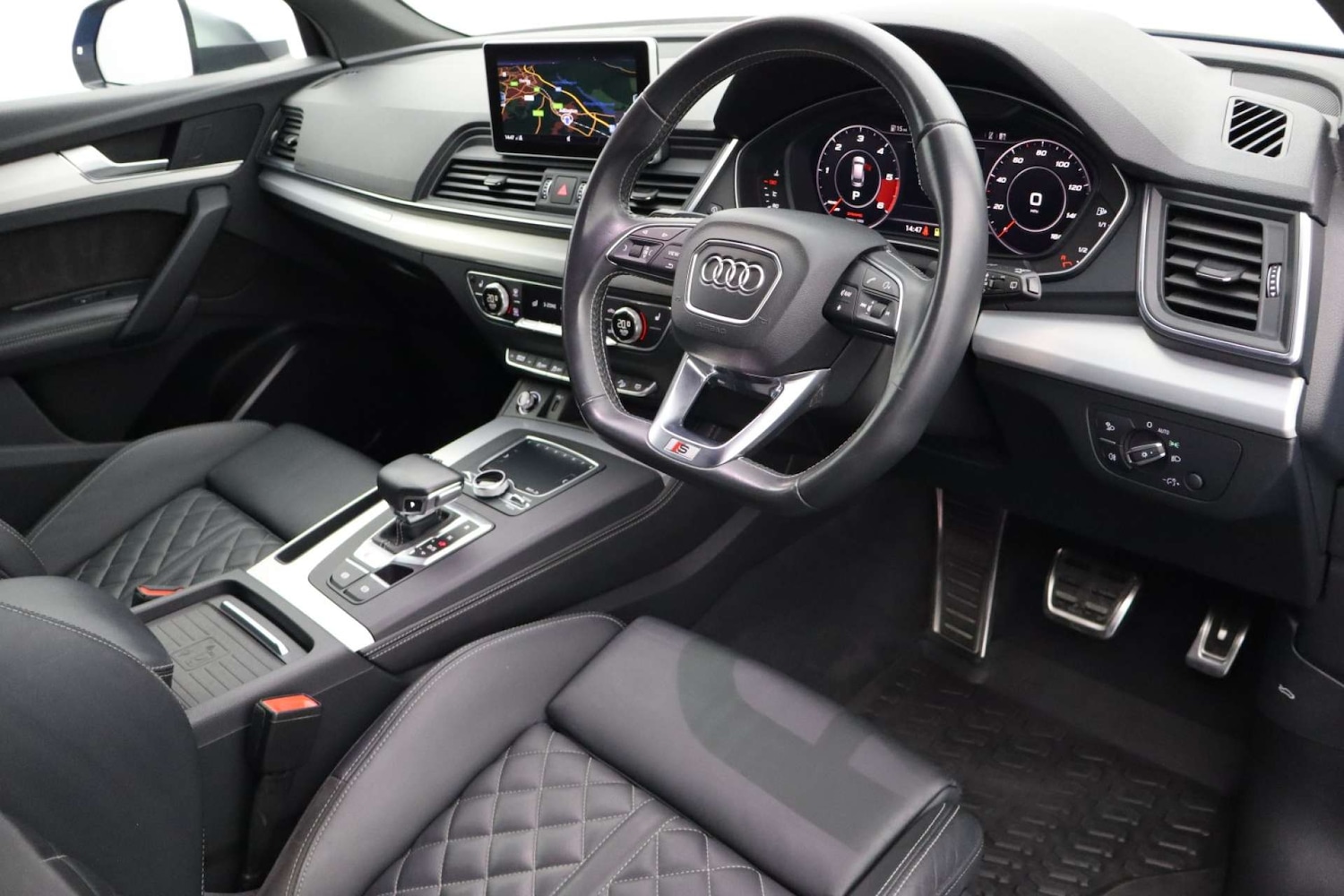 Used Audi Q5 2019 for sale - 76182645: Photo 12