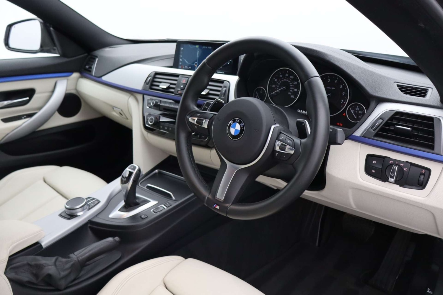 Used BMW 4 Series 2017 for sale - 77213736: Photo 2