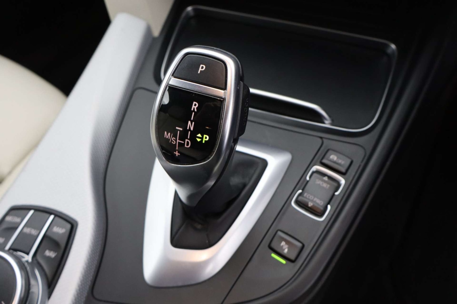 Used BMW 4 Series 2017 for sale - 77213736: Photo 3