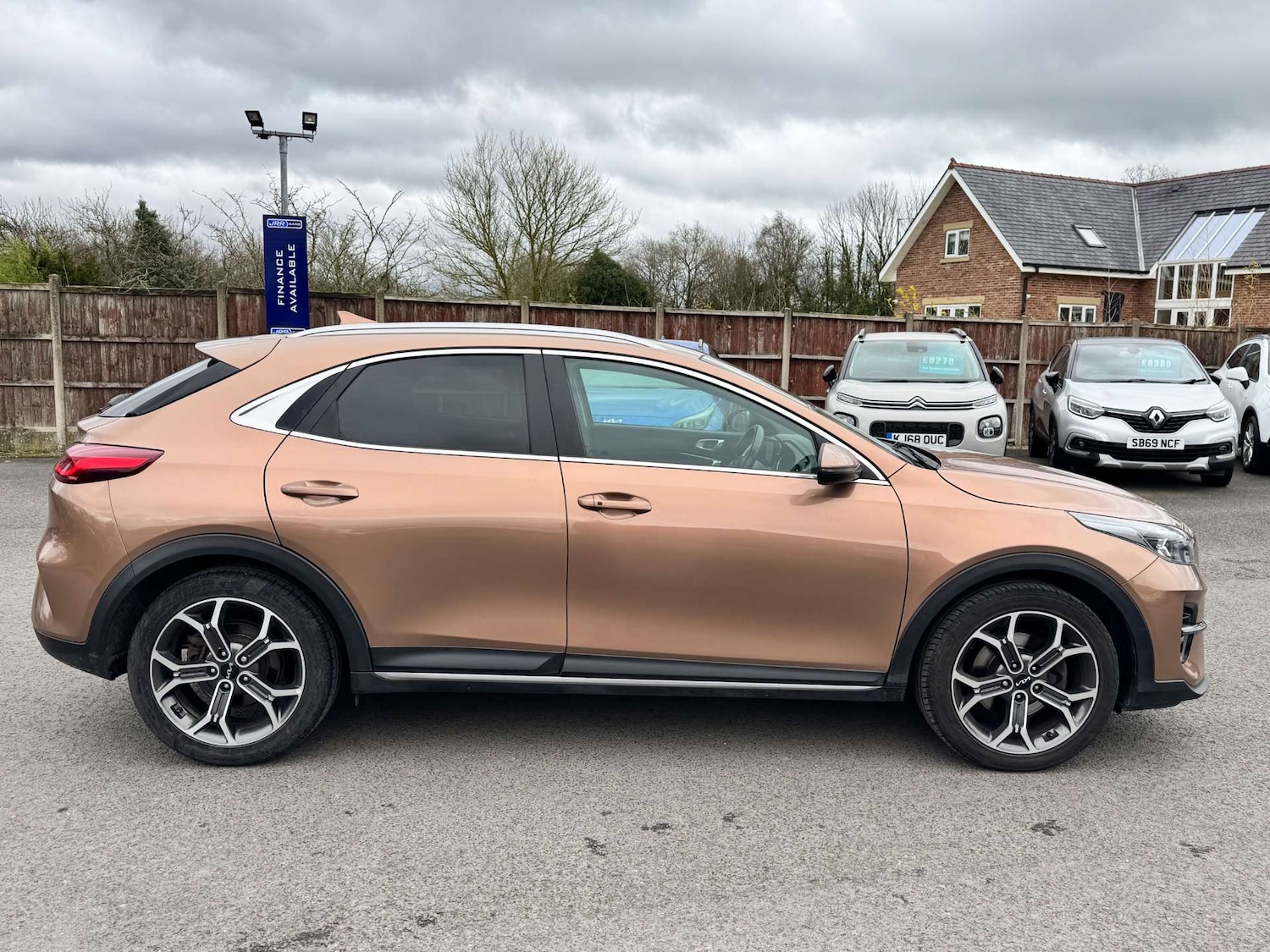 Used Kia XCeed 2021 for sale - 77850623: Photo 4