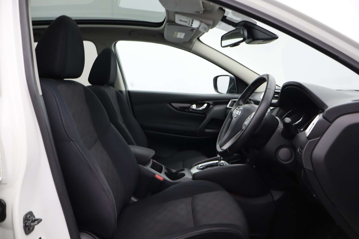 Used Nissan Qashqai 2016 for sale - 76533586: Photo 2