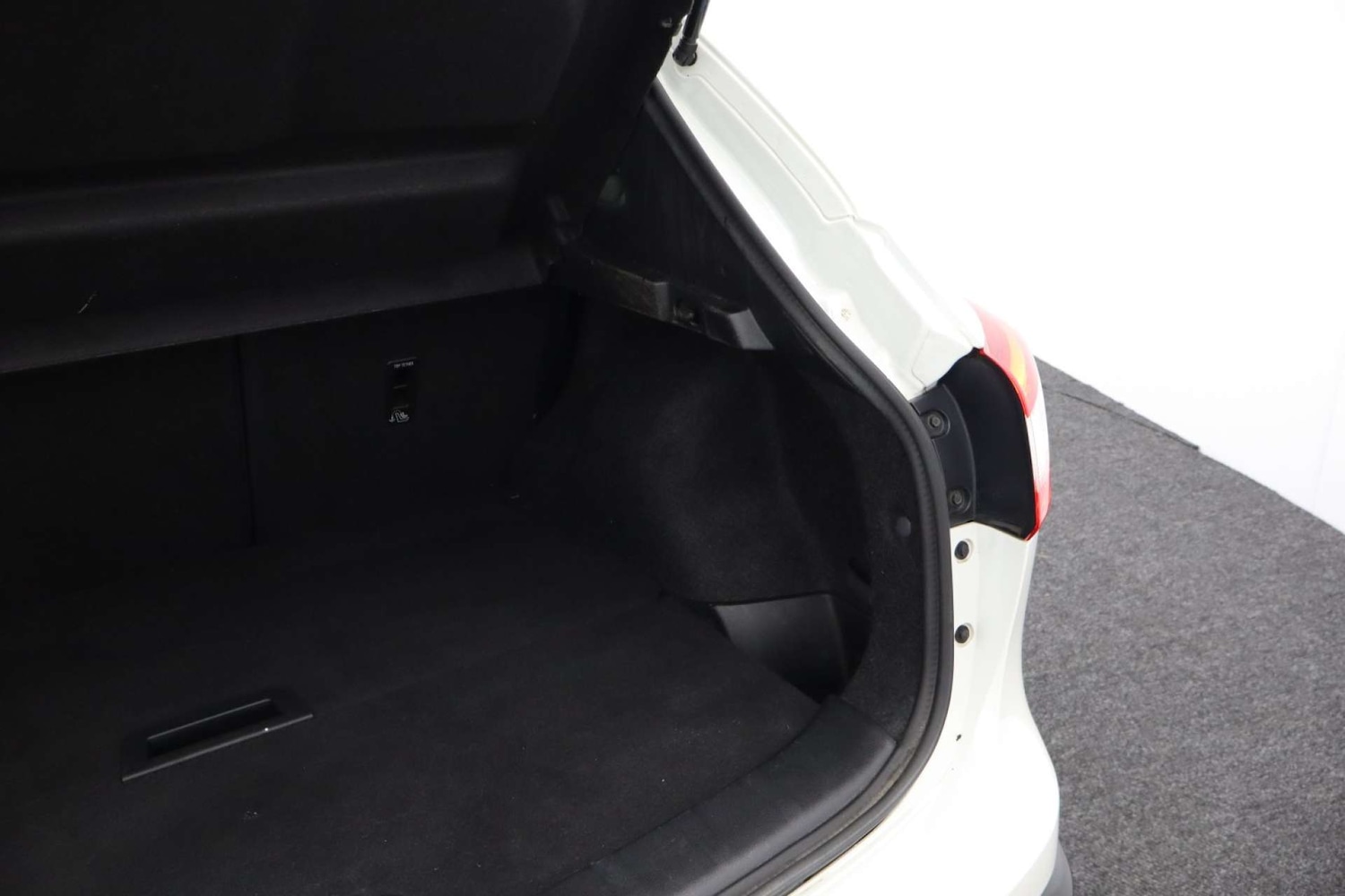 Used Nissan Qashqai 2016 for sale - 76533586: Photo 25