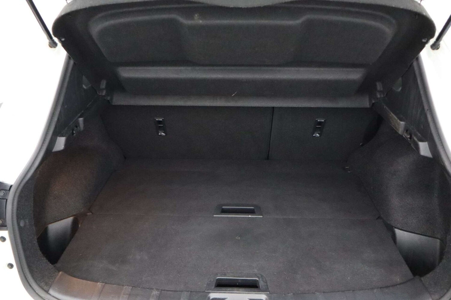 Used Nissan Qashqai 2016 for sale - 76533586: Photo 26