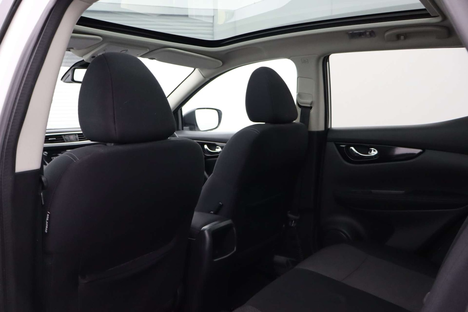 Used Nissan Qashqai 2016 for sale - 76533586: Photo 28