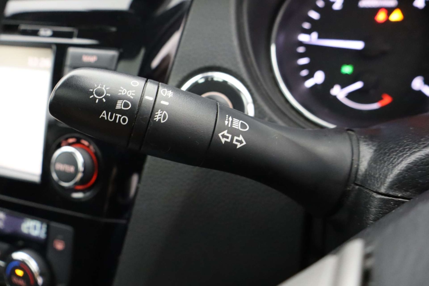 Used Nissan Qashqai 2016 for sale - 76533586: Photo 39