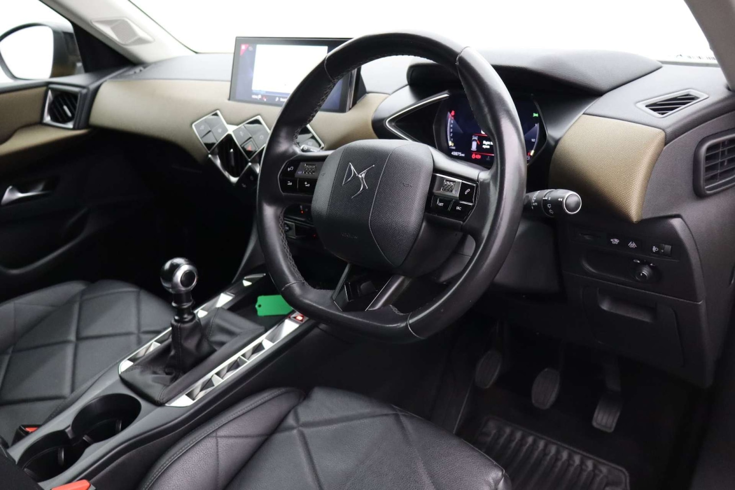 Used DS Automobiles DS 3 Crossback 2019 for sale - 76182688: Photo 13