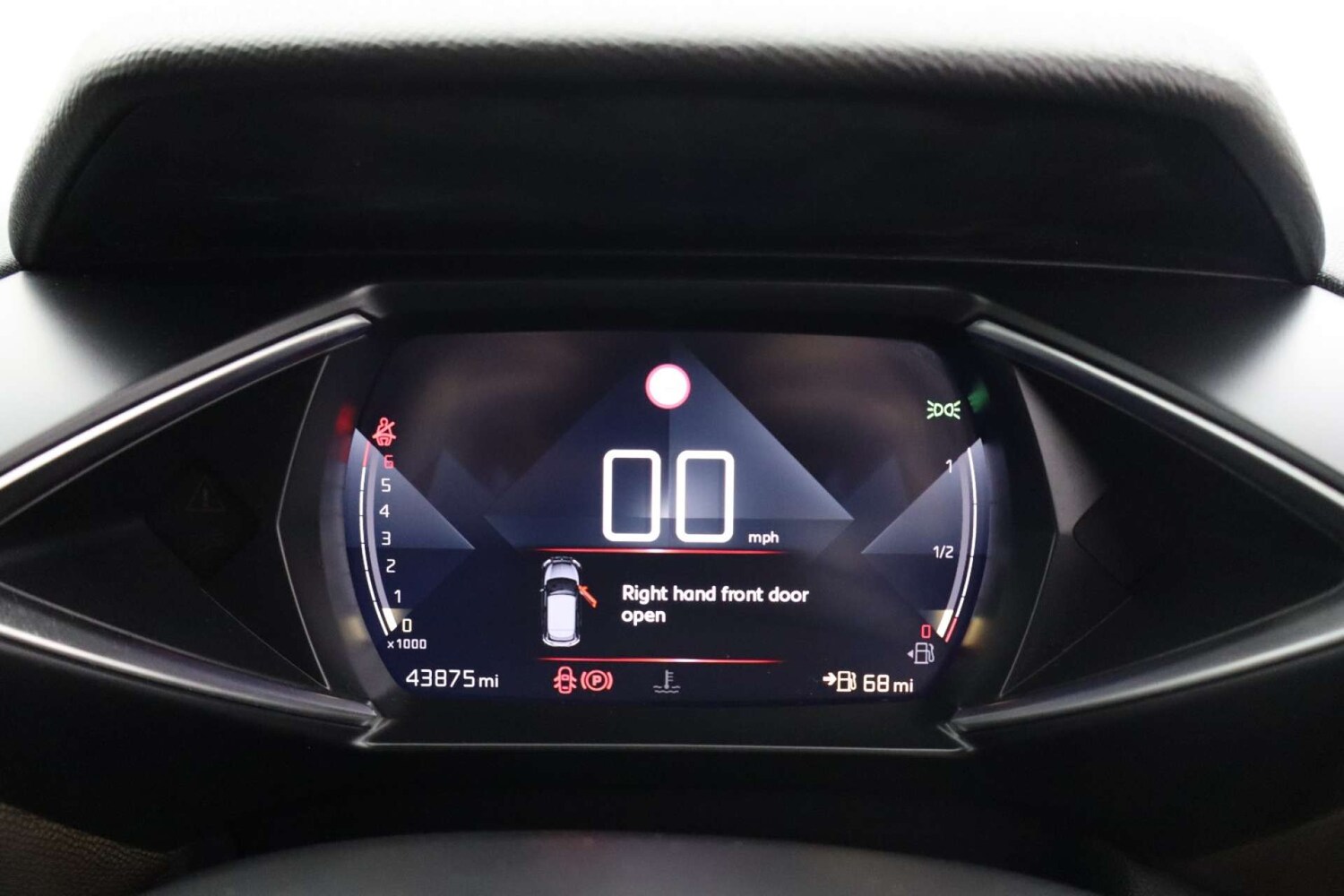 Used DS Automobiles DS 3 Crossback 2019 for sale - 76182688: Photo 21