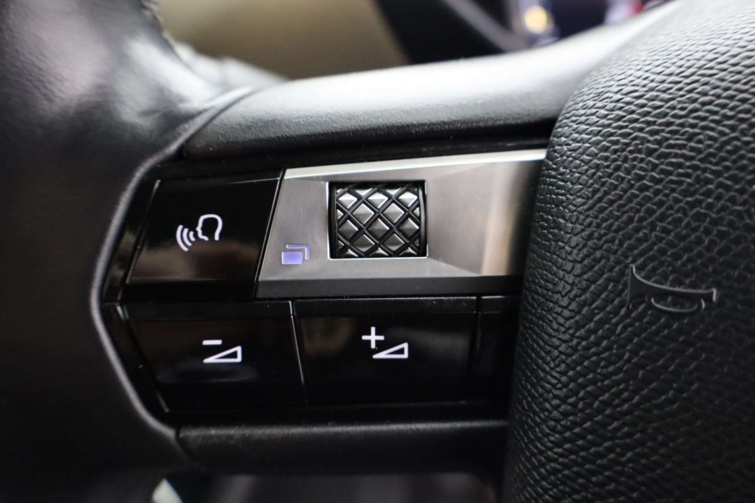 Used DS Automobiles DS 3 Crossback 2019 for sale - 76182688: Photo 22