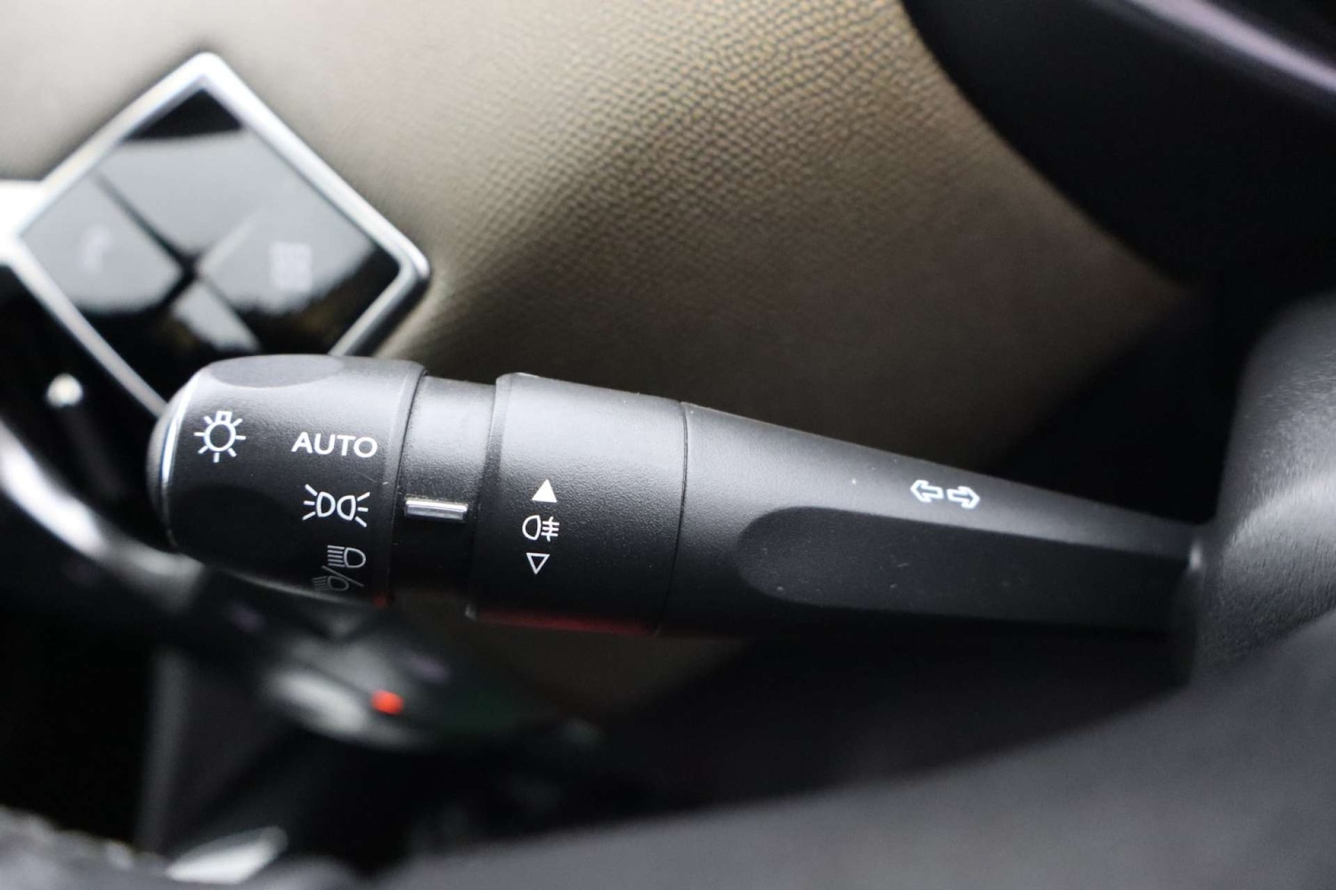 Used DS Automobiles DS 3 Crossback 2019 for sale - 76182688: Photo 25