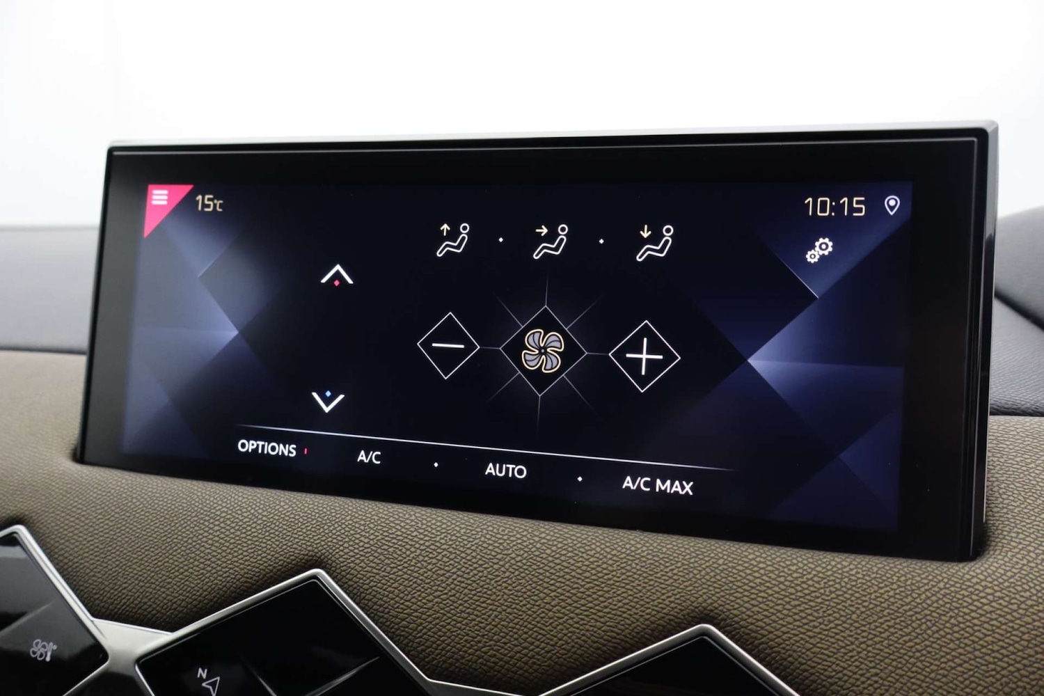 Used DS Automobiles DS 3 Crossback 2019 for sale - 76182688: Photo 29