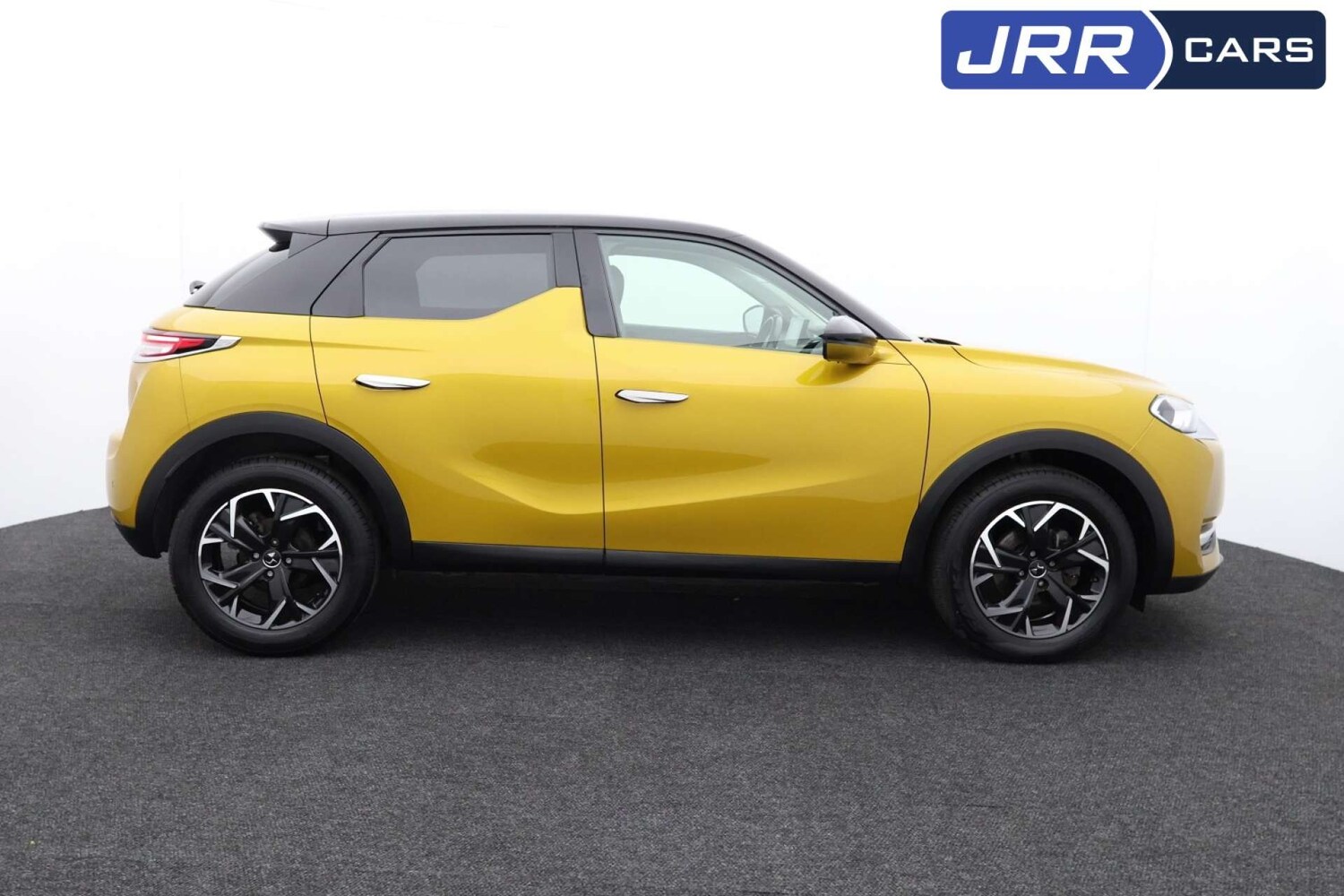 Used DS Automobiles DS 3 Crossback 2019 for sale - 76182688: Photo 3