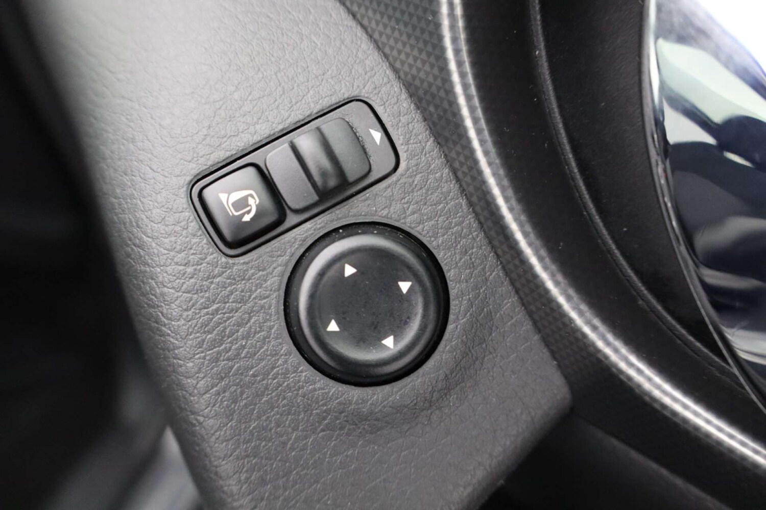 Used Nissan Qashqai 2017 for sale - 77937249: Photo 19