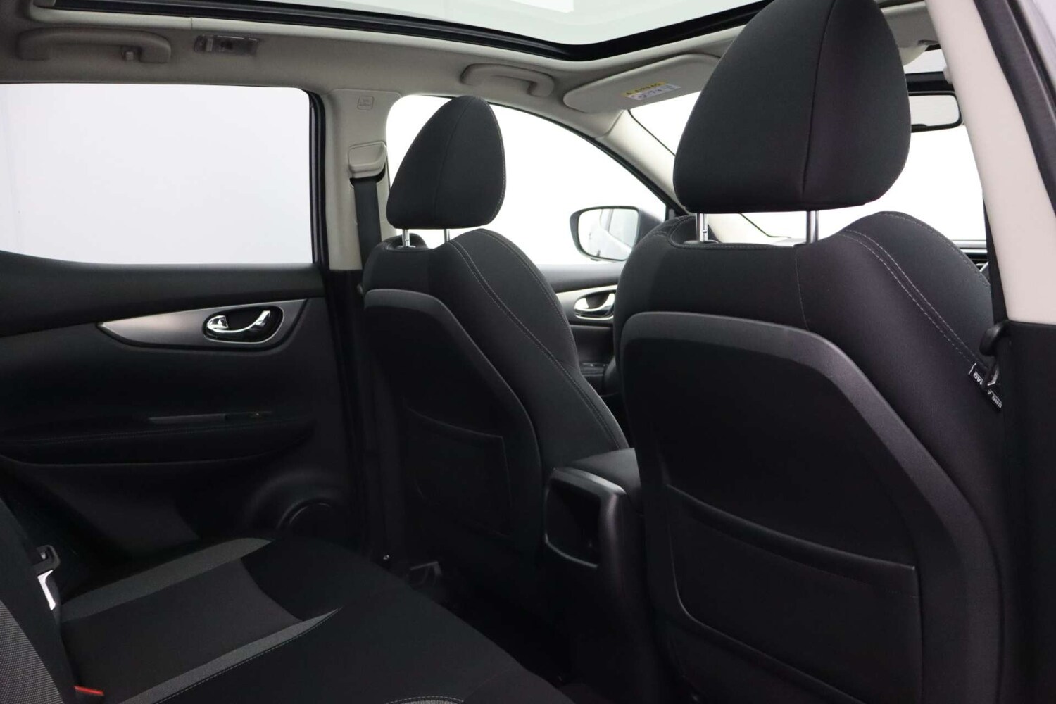 Used Nissan Qashqai 2017 for sale - 77937249: Photo 21