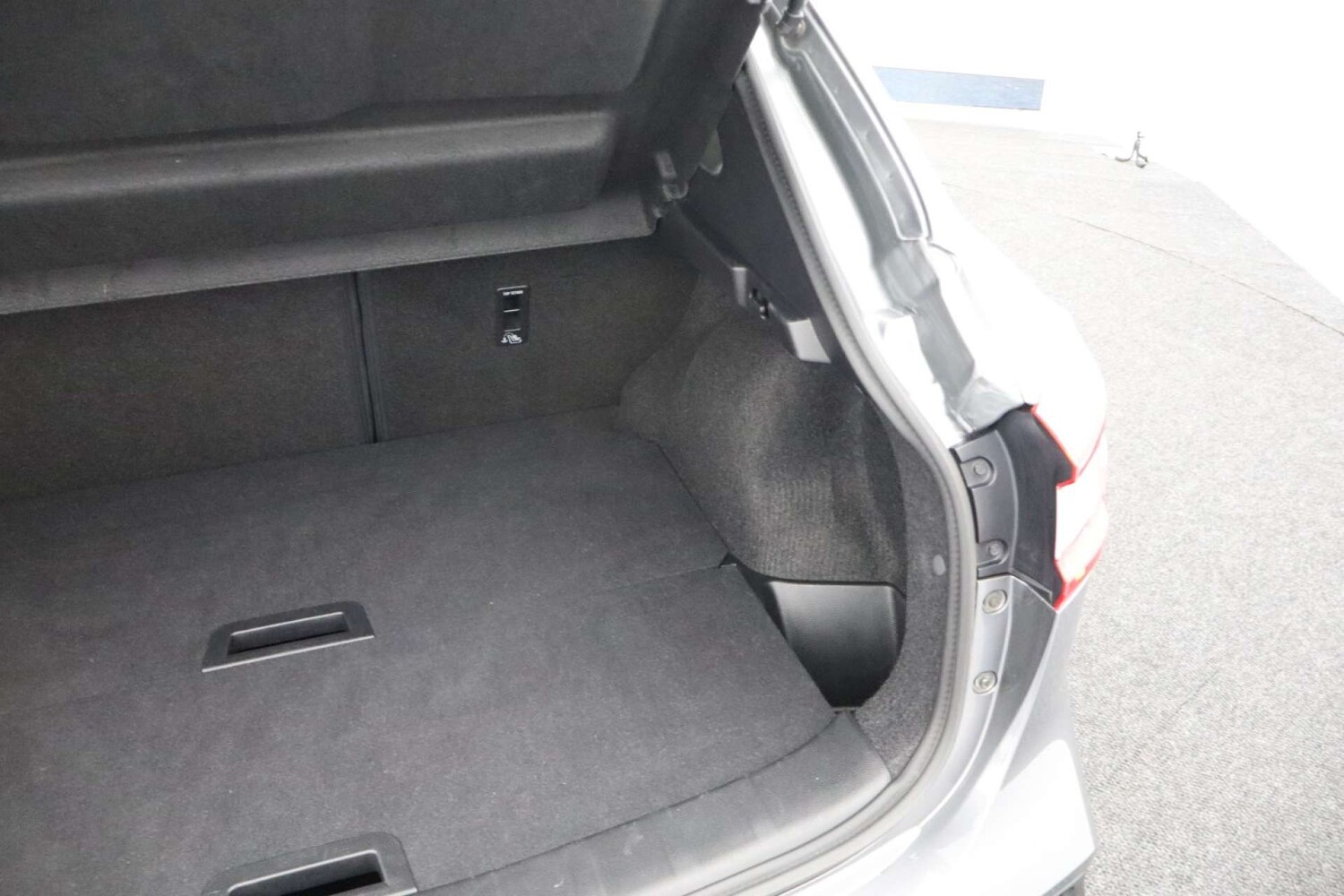 Used Nissan Qashqai 2017 for sale - 77937249: Photo 24