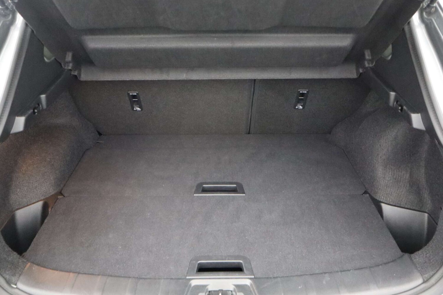 Used Nissan Qashqai 2017 for sale - 77937249: Photo 25