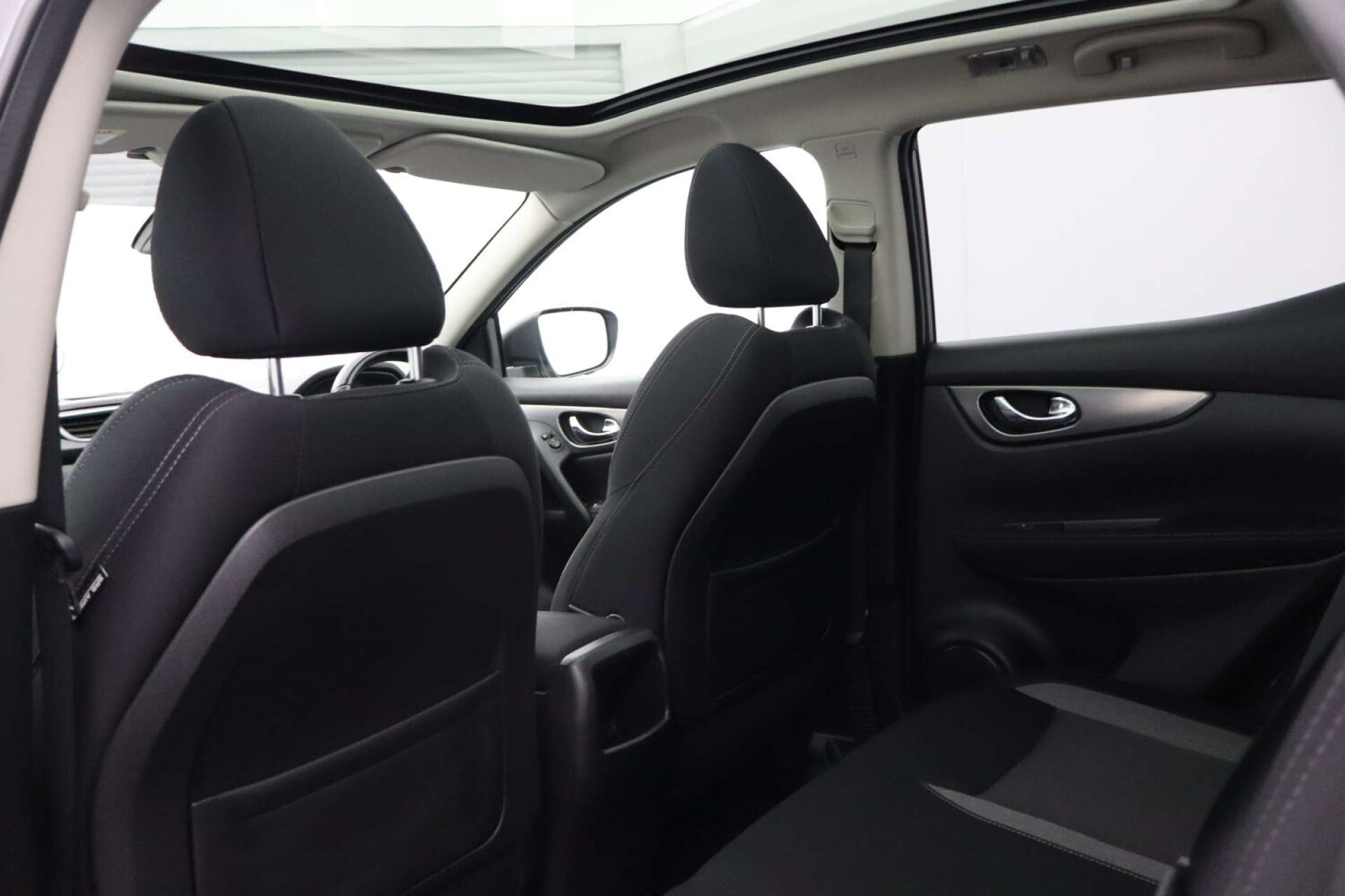 Used Nissan Qashqai 2017 for sale - 77937249: Photo 27