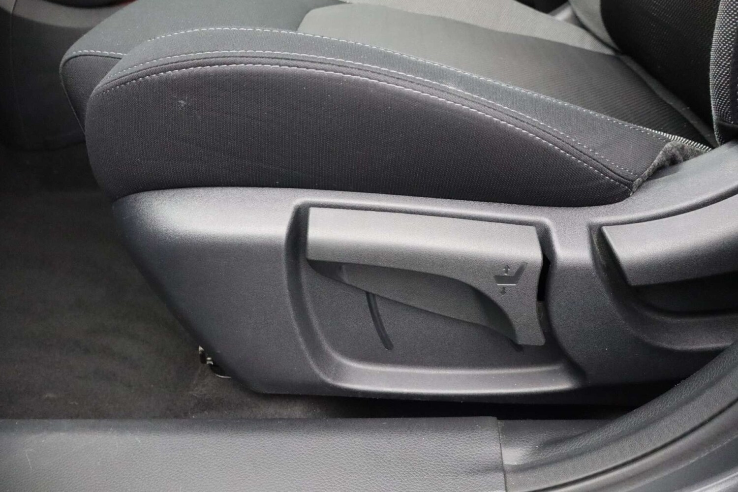 Used Nissan Qashqai 2017 for sale - 77937249: Photo 33