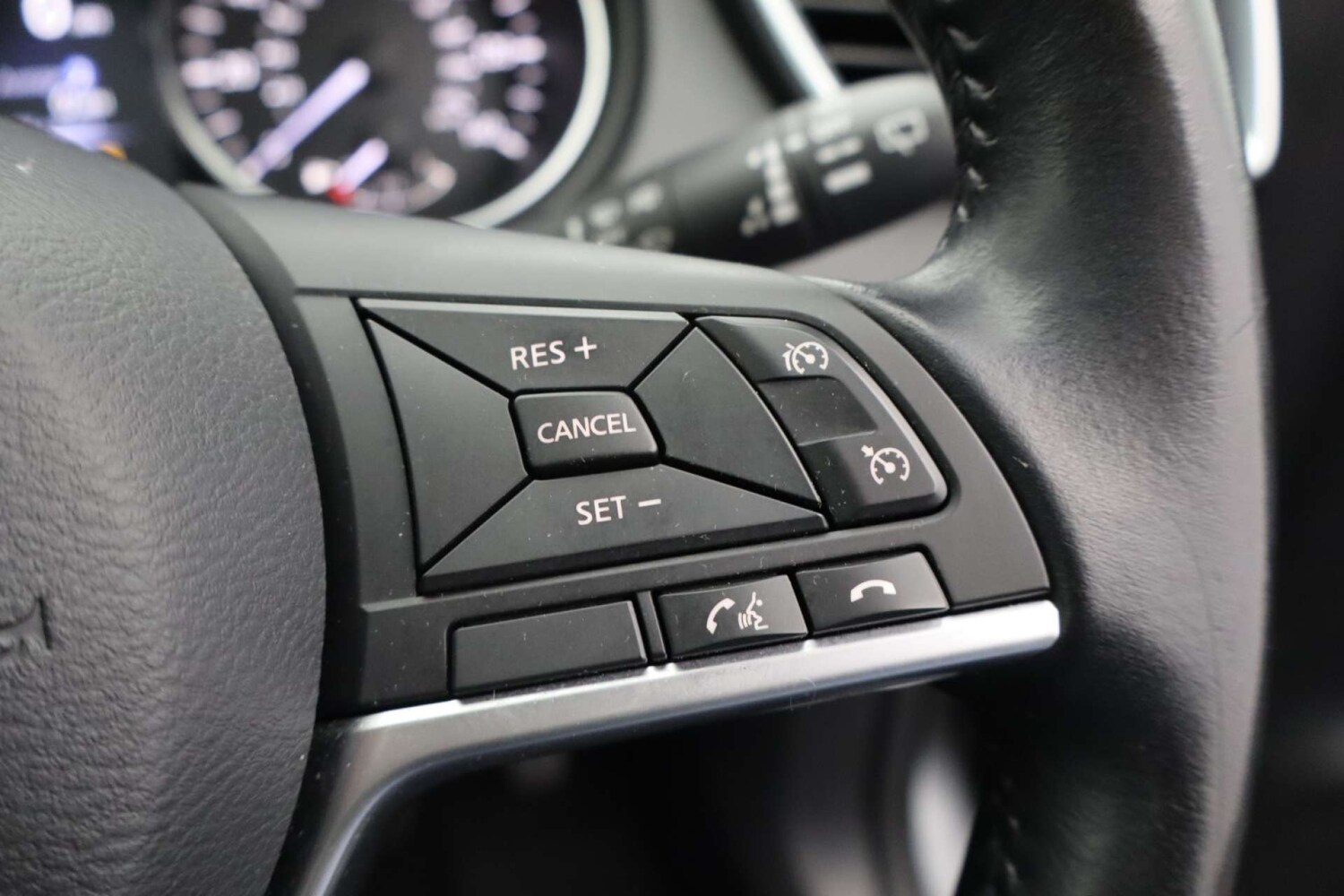 Used Nissan Qashqai 2017 for sale - 77937249: Photo 41