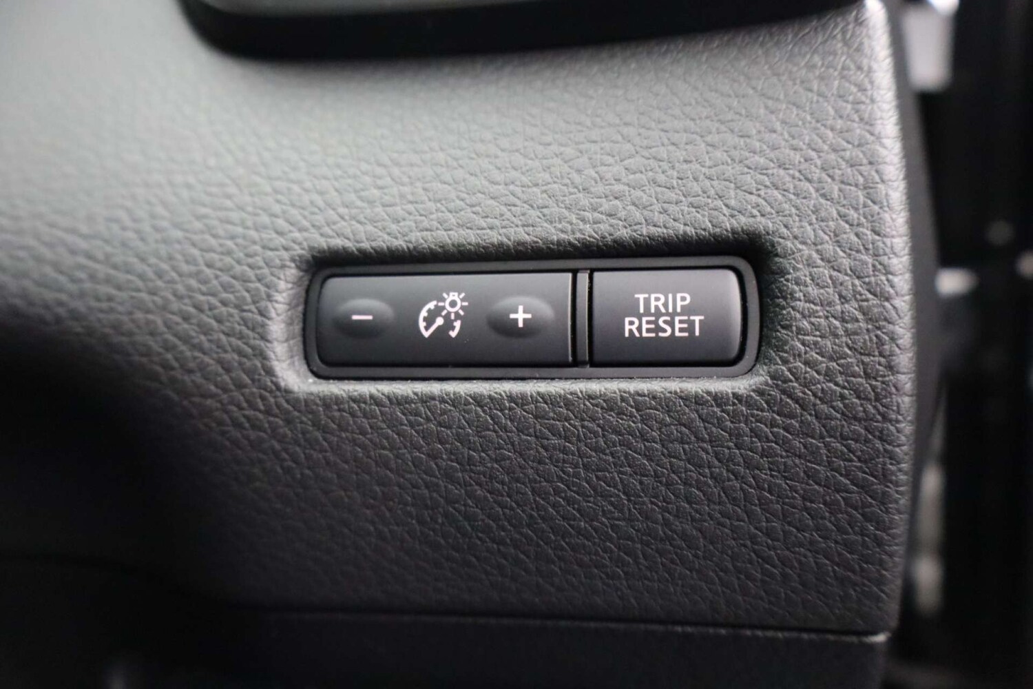 Used Nissan Qashqai 2017 for sale - 77937249: Photo 42