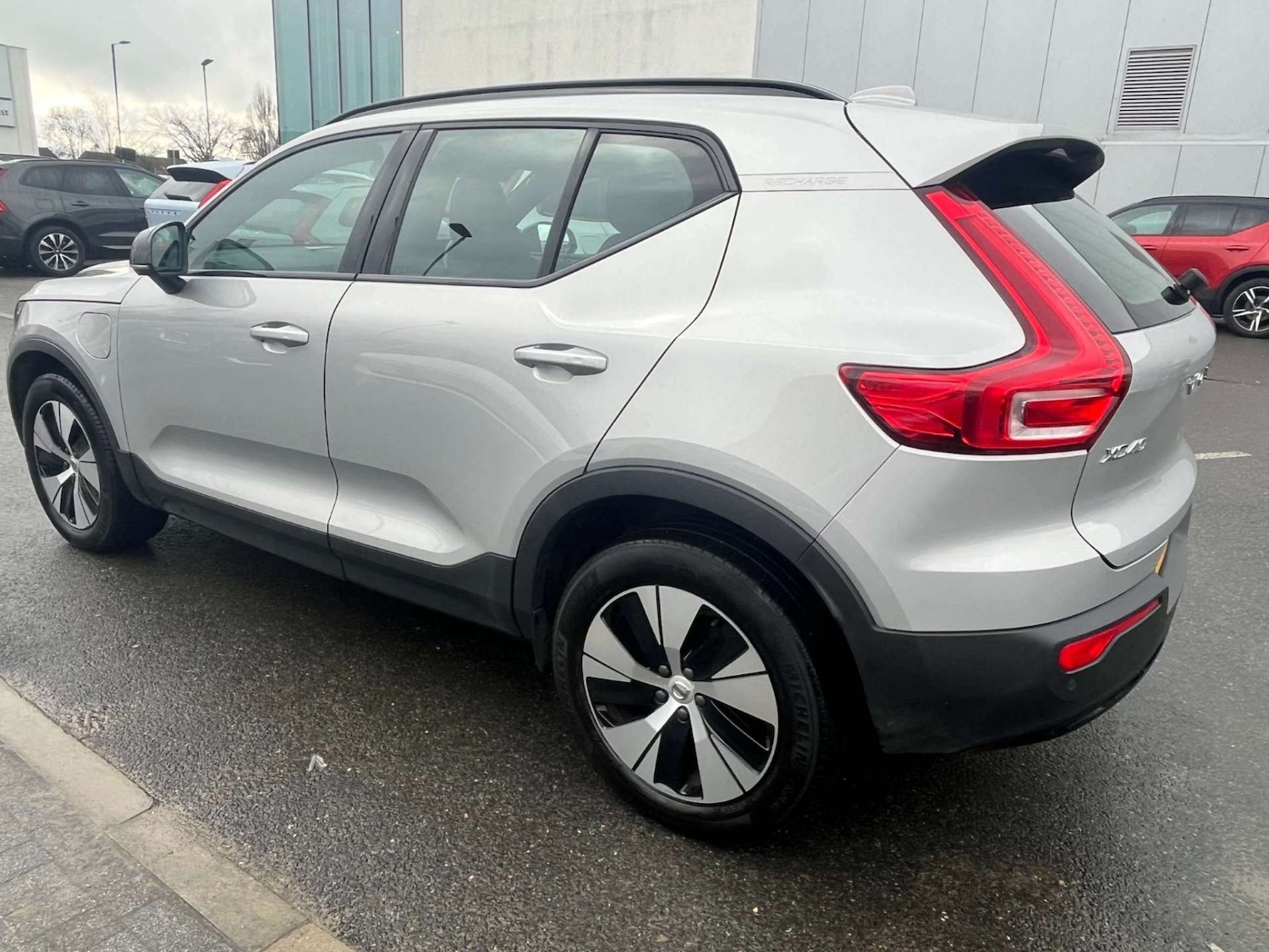 Used Volvo XC40 2022 for sale - 77583984: Photo 2