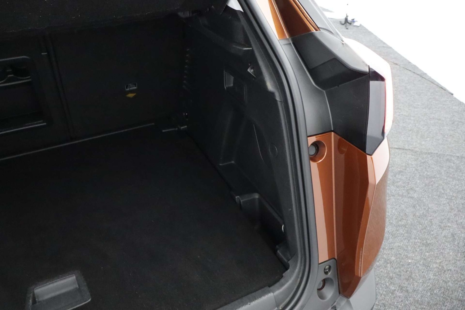 Used Peugeot 3008 2017 for sale - 77289441: Photo 24