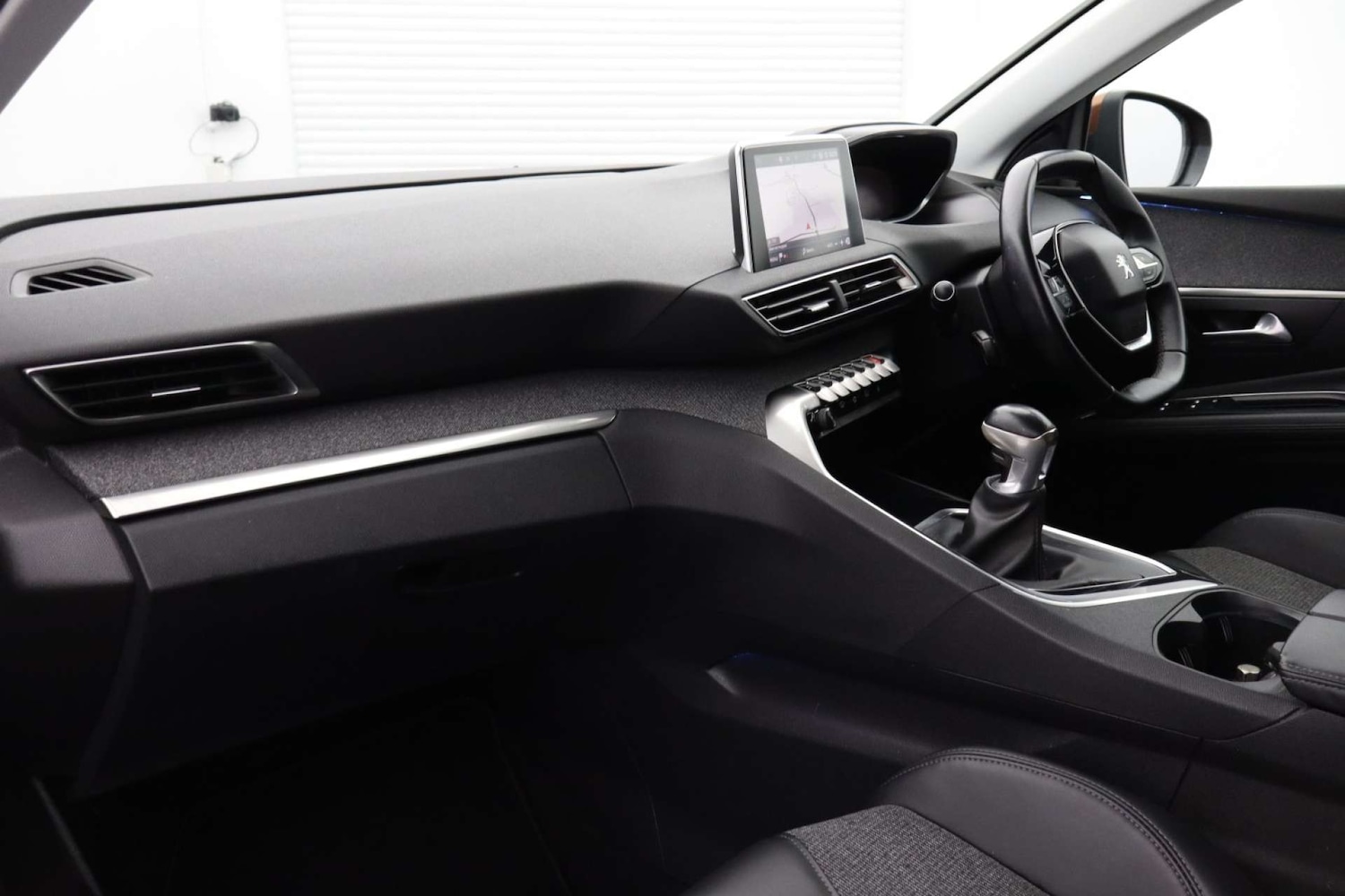 Used Peugeot 3008 2017 for sale - 77289441: Photo 28