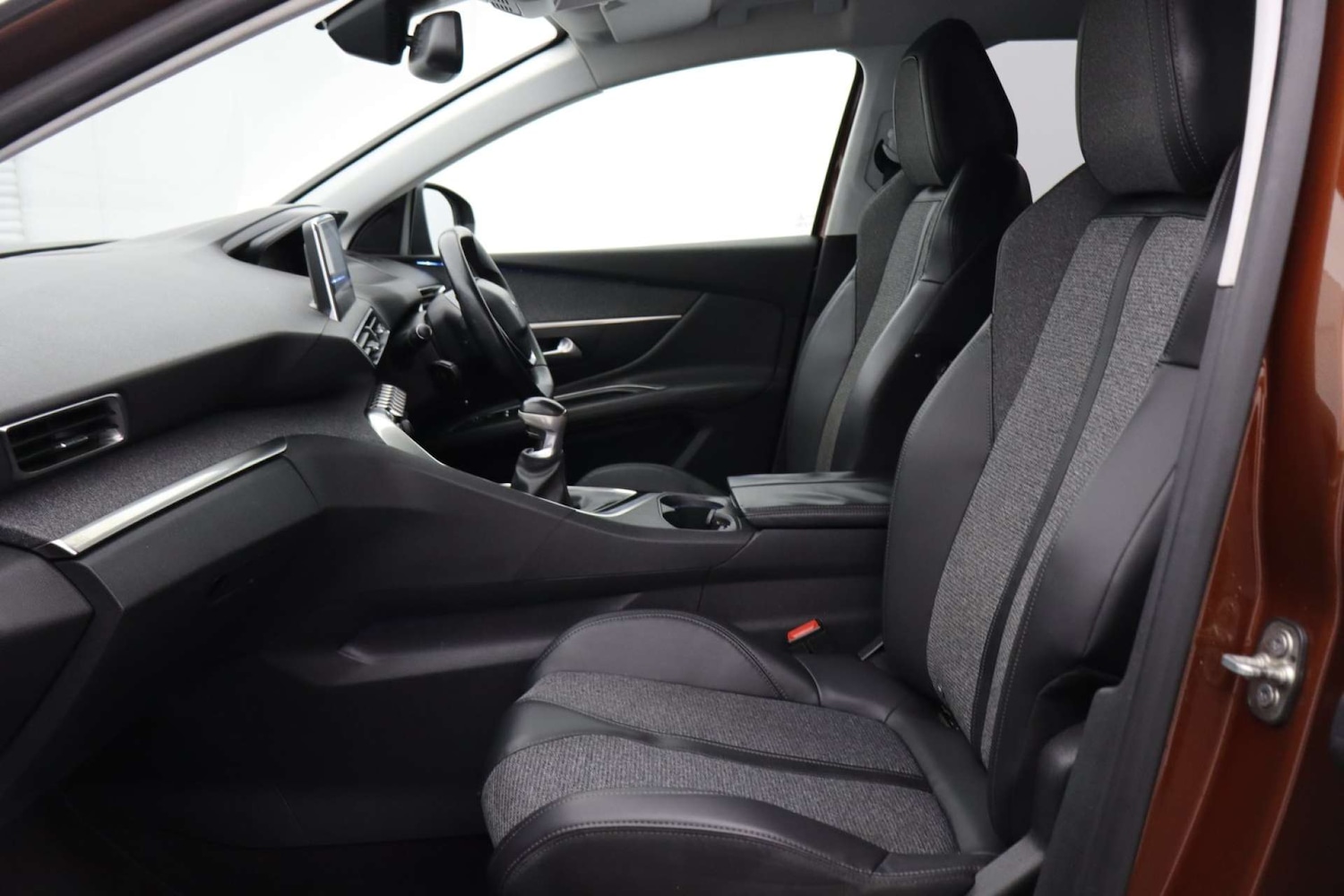 Used Peugeot 3008 2017 for sale - 77289441: Photo 29