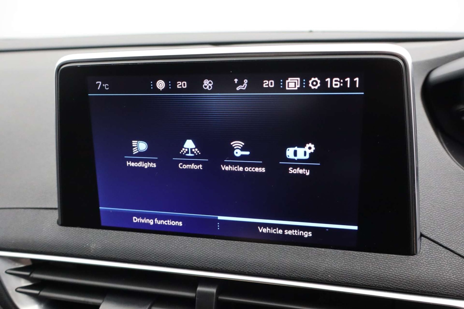 Used Peugeot 3008 2017 for sale - 77289441: Photo 44