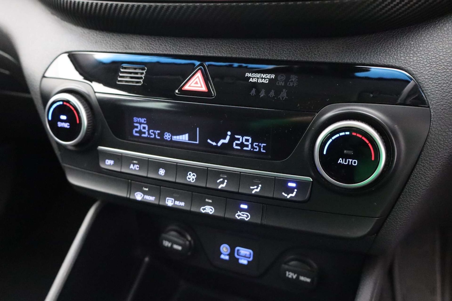 Used Hyundai TUCSON 2018 for sale - 77022632: Photo 32