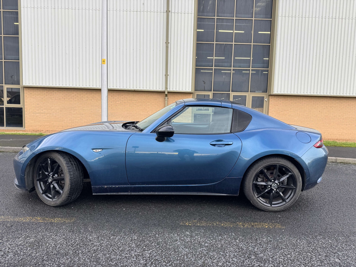 Used Mazda MX-5 2018 for sale - 77297292: Photo 2