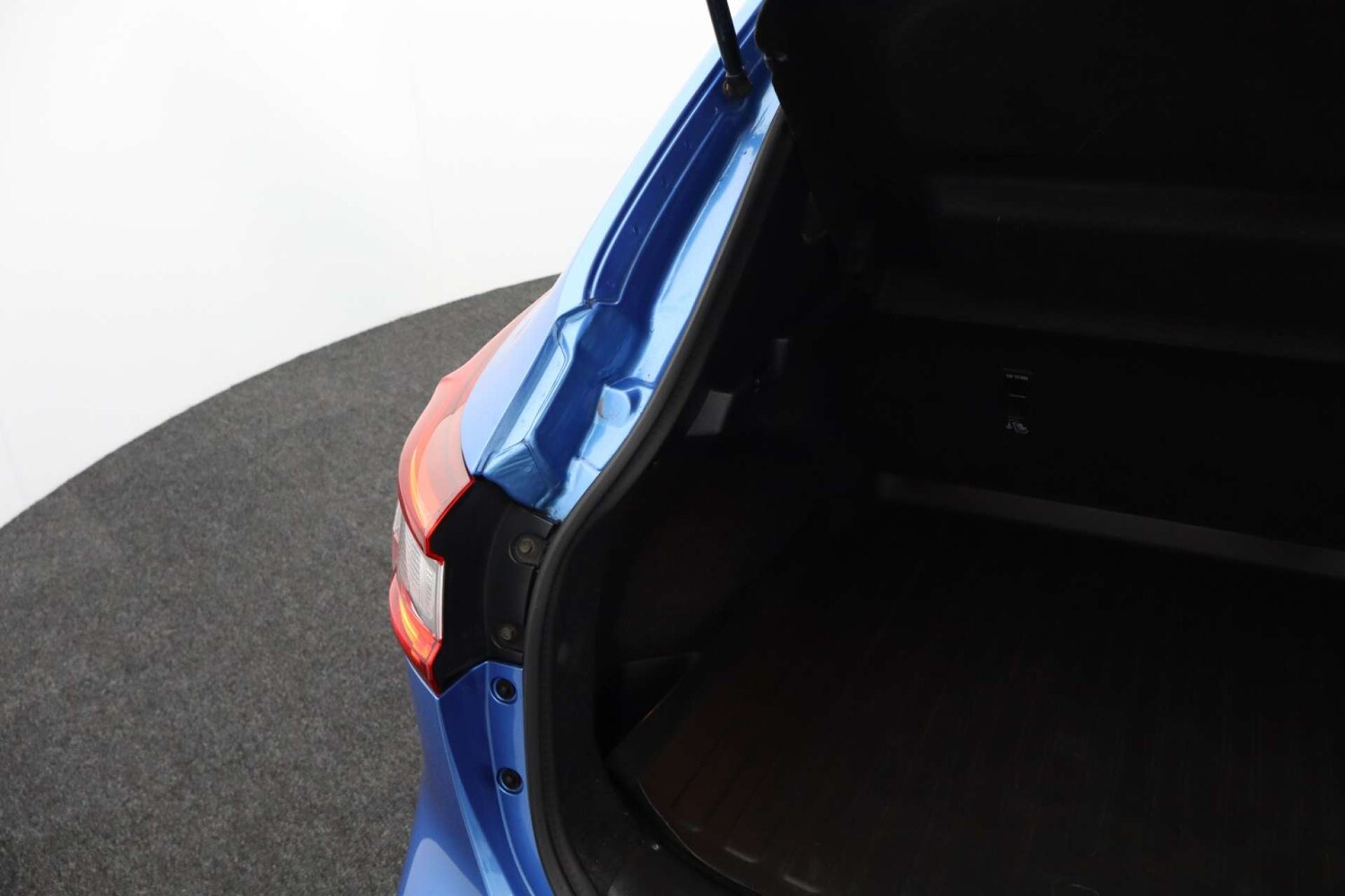 Used Nissan Qashqai 2018 for sale - 76711655: Photo 29