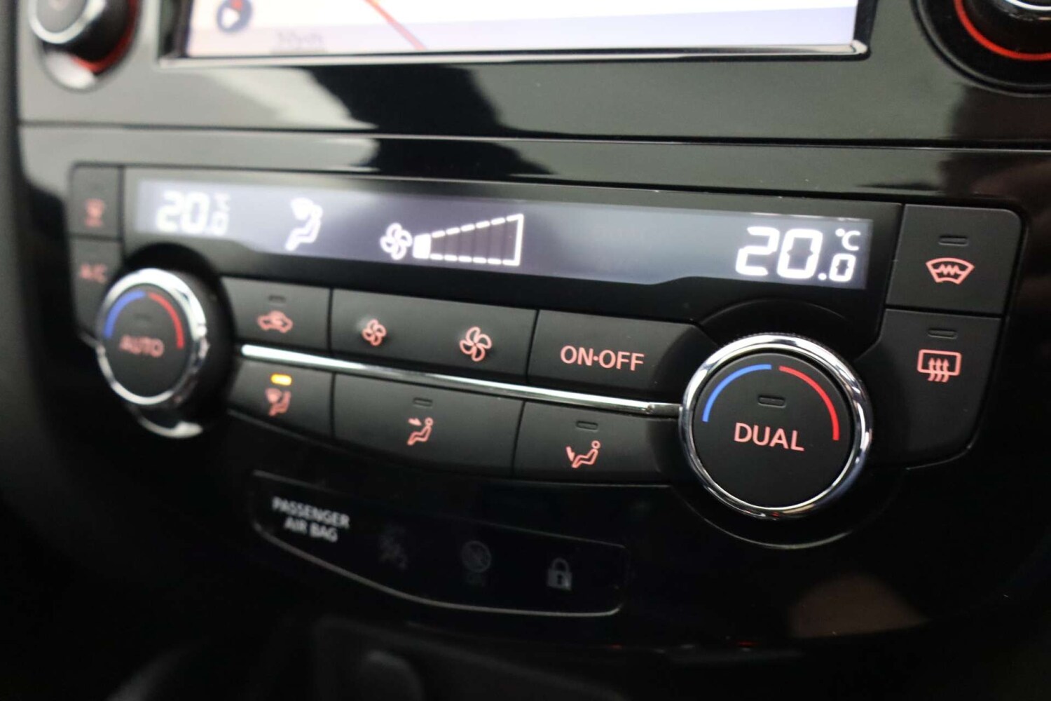 Used Nissan Qashqai 2018 for sale - 76711655: Photo 54