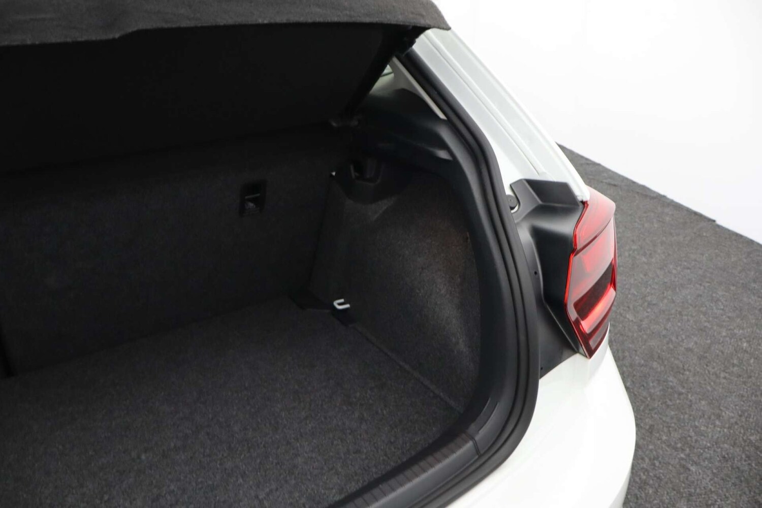 Used Volkswagen Polo 2020 for sale - 76556016: Photo 23