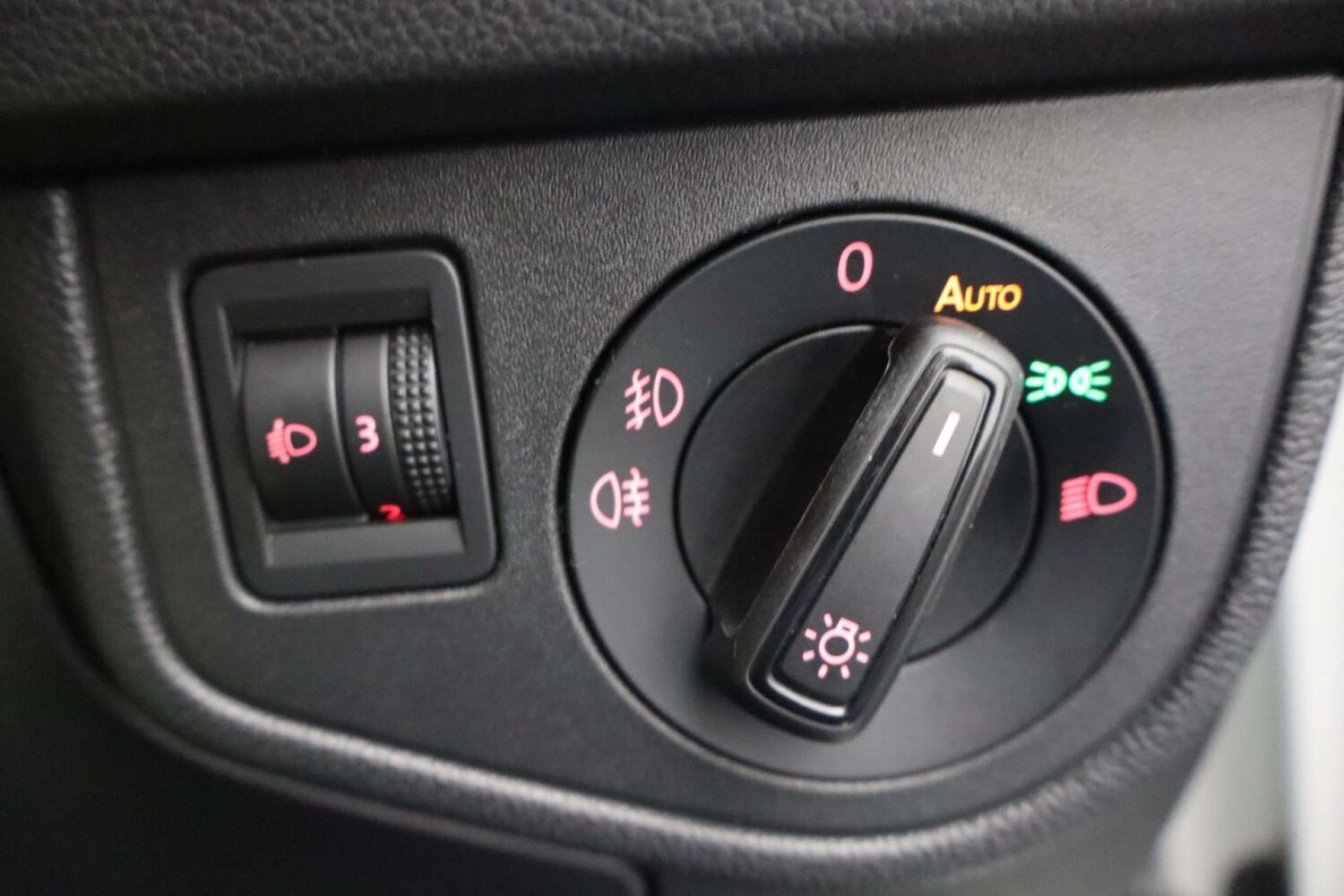 Used Volkswagen Polo 2020 for sale - 76556016: Photo 41