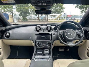 Used Jaguar XJ 2018 for sale - 79219369: Photo