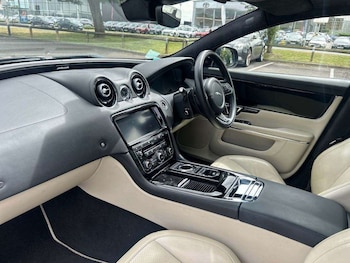 Used Jaguar XJ 2018 for sale - 79219369: Photo